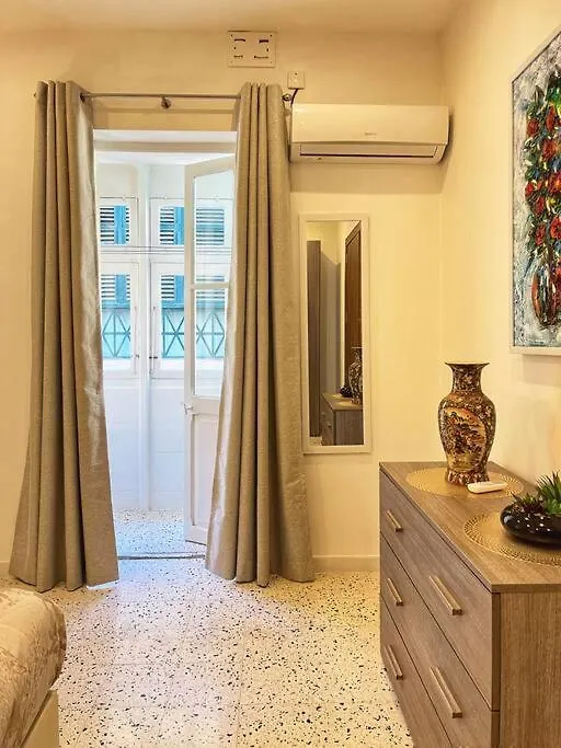 Heart Of Valletta - Apartment